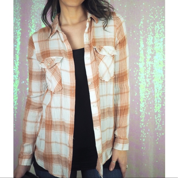 LIGHTWEIGHT Summer Plaid Button Down Shirt - Picture 2 of 2